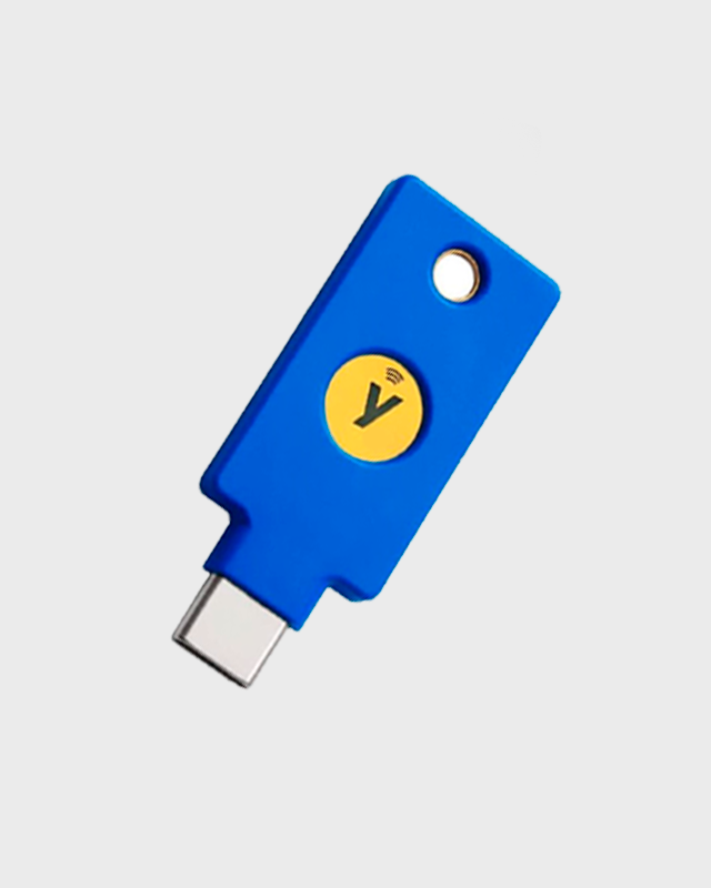 https://v1.tiendacripto.io/uploads/products/26065086dd3be53e8.57335786-YubiKey C NFC.png